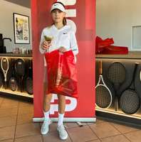 Liepājniece Viktorija Homutova tenisa sacensībās Ādažos izcīna 2.vietu