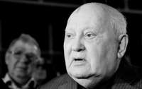 Miris bijušais Padomju Savienības prezidents Mihails Gorbačovs