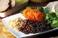 Receptes: Mazpazīstamais superēdiens – kvinoja