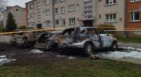 Dubeņos degušas četras automašīnas; policija aicina atsaukties aculieciniekus
