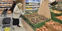 Pēta, kā iedzīvotāju pārtikas iegādes paradumus varētu mainīt lielveikalu darba laika ierobežošana
