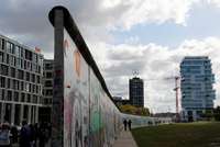 Vācija piemin Berlīnes mūra krišanu