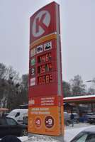 Baltijas valstīs degvielas cenas kāpj, izņemot benzīna cenu Rīgā