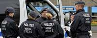 Vācijā aizturēti galēji labējas “teroristu grupas” locekļi par valsts apvērsuma plānošanu