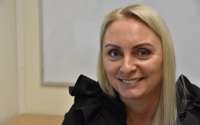 Skolotāja Tatjana Vēja iedrošina runāt latviski