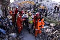 Nepilnas 11 dienas pēc zemestrīces Turcijā atrod trīs izdzīvojušos