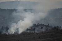 Spānijas austrumos meža ugunsgrēku dēļ evakuēti simtiem cilvēku