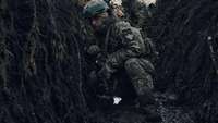 Ukrainas ģenerālis: Ukrainas karavīri Bahmutas virzienā dažos sektoros virzās uz priekšu