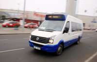 Vairākas personas apsūdz saistībā ar ieviestajiem braukšanas maksas atvieglojumiem “Rīgas mikroautobusu satiksme” maršrutos