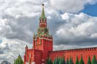 Kremlis apgalvo, ka divi Ukrainas droni mēģinājuši uzbrukt Putina Kremļa rezidencei, Zelenskis to noliedz
