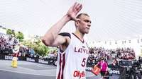 Latvijas basketbolistiem divas uzvaras Eiropas spēļu 3×3 basketbola turnīrā