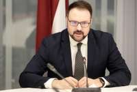 Briškens rosina disciplinārlietu par SM valsts sekretāres Stepanovas iespējamiem pārkāpumiem