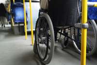 No 1. jūlija paaugstinās transporta pabalstu cilvēkiem ar invaliditāti