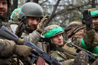 Britu izlūki: Ukraina aktivizē uzbrukumus Bahmutas rajonā