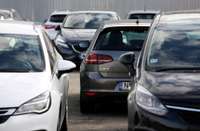 Pētījums: Lētiem lietotiem auto Latvijā ir lielāks nobraukuma krāpniecības risks