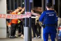 Jaunzēlandē vīrietis ar cirvi ievaino četrus cilvēkus ķīniešu restorānos