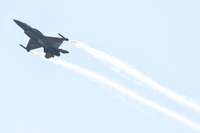 Zelenskis: Mums vajadzīgi 160 iznīcinātāji F-16