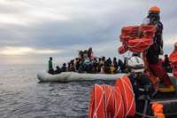 NVO kuģis Vidusjūrā izglābis 623 migrantus