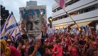 Telavivā pret iecerēto tiesu reformu protestē vairāk nekā 100 000 cilvēku