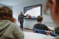 ECT nesaskata pārkāpumus lēmumā par pāreju uz mācībām latviešu valodā mazākumtautību vidusskolās