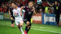 Latvijas futbolisti Eiropas čempionāta kvalifikācijas mačā piekāpjas Velsai