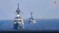 Lielbritānija brīdina par iespējamiem Krievijas uzbrukumiem civiliem kuģiem Melnajā jūrā