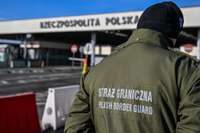 Polija, Čehija un Austrija atjauno pārbaudes uz robežas ar Slovākiju