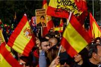 Tūkstošiem cilvēku Madridē protestē pret katalāņu separātistu amnestiju