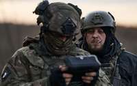 Ukraina: Krievijas spēki Dņepras kreisajā krastā Hersonas apgabalā atspiesti trīs līdz astoņus kilometrus