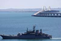 Ukraina devusi triecienus Krievijas kuģu būvētavai Krimā