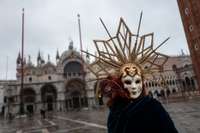 Venēcija nākamgad ieviesīs tūristu nodevu par vecpilsētas apmeklējumu