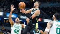 Porziņģis nepiedalās “Celtics” zaudējumā NBA spēlē