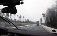 Šorīt Latvijā apledojums un melnais ledus apgrūtina braukšanu Latgalē, valsts centrālajā daļā un Talsu apkārtnē