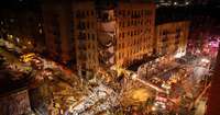 Ņujorkā daļēji sagruvusi septiņstāvu ēka, drupās var būt iesprostoti cilvēki