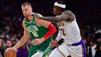Video: Porziņģis ar 28 punktiem palīdz “Celtics” Ziemassvētku spēlē pārspēt “Lakers”