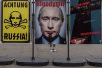 Aptauja: Krievi joprojām atbalsta Putinu un karu pret Ukrainu