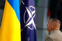NATO valstis Ukrainai 2024. gadā sola miljardus eiro vērtu palīdzību
