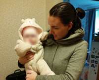 Pazudušās Annas Jansones bērns miris no zīdaiņu pēkšņās nāves sindroma