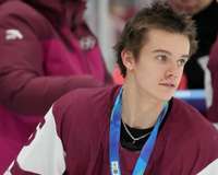 Emocijas un triumfa asaras. Arī liepājnieks piedalījās Latvijas 3×3 jauniešu hokeja izlases panākumos