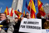 Madridē tūkstoši protestē pret katalāņu separātistu amnestiju