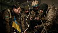 Ukraina paziņo par triecienu Krievijas komandpunktam Krimā un aizsardzības sistēmu bojājumiem