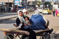 Izraēla ierosina evakuēt Rafahas iedzīvotājus uz telšu nometnēm