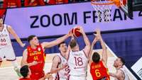 Latvija sāk rakstīt “EuroBasket 2025” stāstu ar lielu uzvaru Saragosā