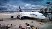 Otrdien atkal streikos “Lufthansa” virszemes apkalpošanas darbinieki