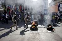 Haiti galvaspilsētā vairākas dienas notiek galēja vardarbība