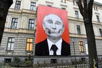 Vladimirs Putins: Terorakta koncertzālē veicējiem bija sagatavots “logs” bēgšanai uz Ukrainu