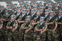Francijas aizsardzības ministrs: Karavīru nosūtīšana uz Ukrainu nav apspriežama