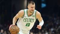 Porziņģis un “Celtics” uzņems Austrumu konferences tuvāko sekotāju “Bucks”