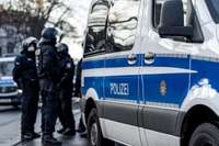 Vācijas policija pieprasa aktīvāk apkarot kreisos ekstrēmistus