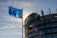 Eiropas Parlaments varētu apstiprināt jaunu mehānismu, lai Ukrainai novirzītu 4,8 miljardus eiro